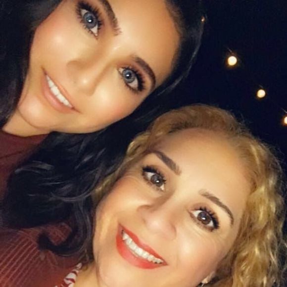 Meet your Posher, Maria - Picture 1 of 1